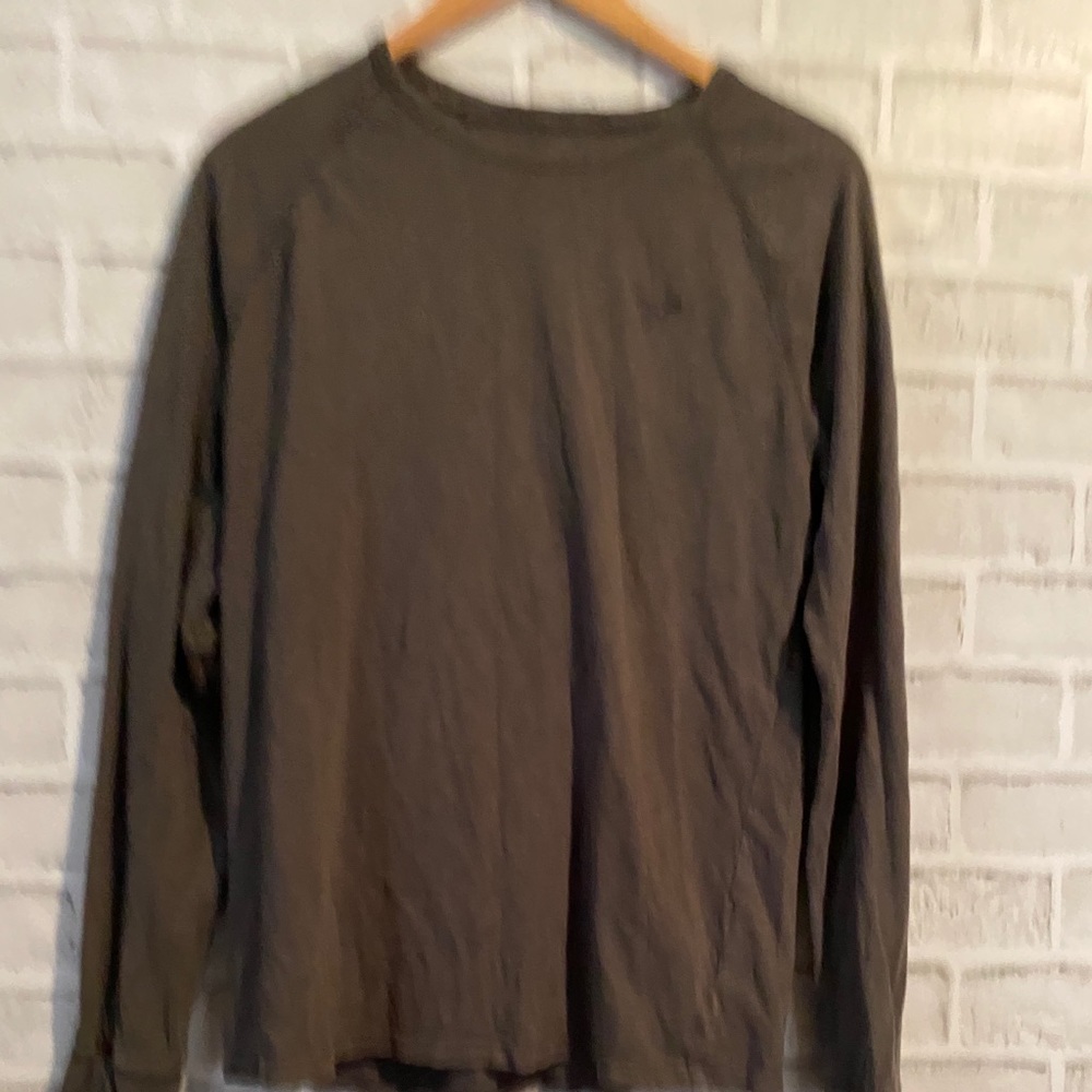 American outfitters men’s long sleeve Size SP q26